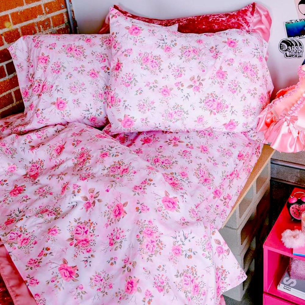🩷💖🌹Dolls Kill queen / full Floating Roses Sheet Set 🌹💖🩷